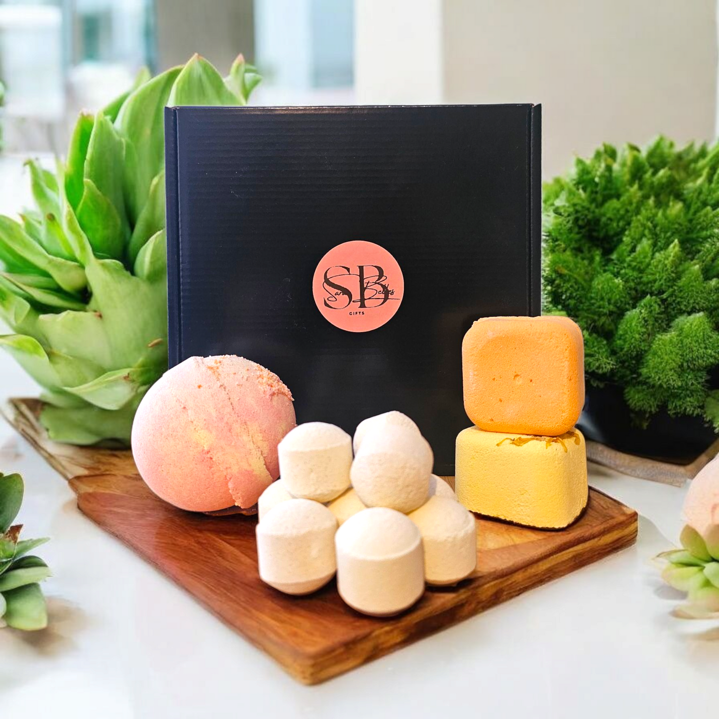 Bath Bomb Gift Sets – Jumbo 180g Bath Bomb | Mini Bath Bombs | 2 Shower Steamers | Handmade UK | Vegan | Natural | Cruelty-Free |