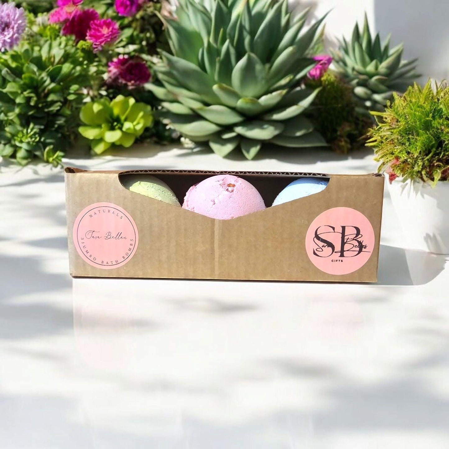 Sara Belles 3 Jumbo Bath Bomb Gift Set | The Naturals Collection | Vegan Friendly | Cruelty Free |