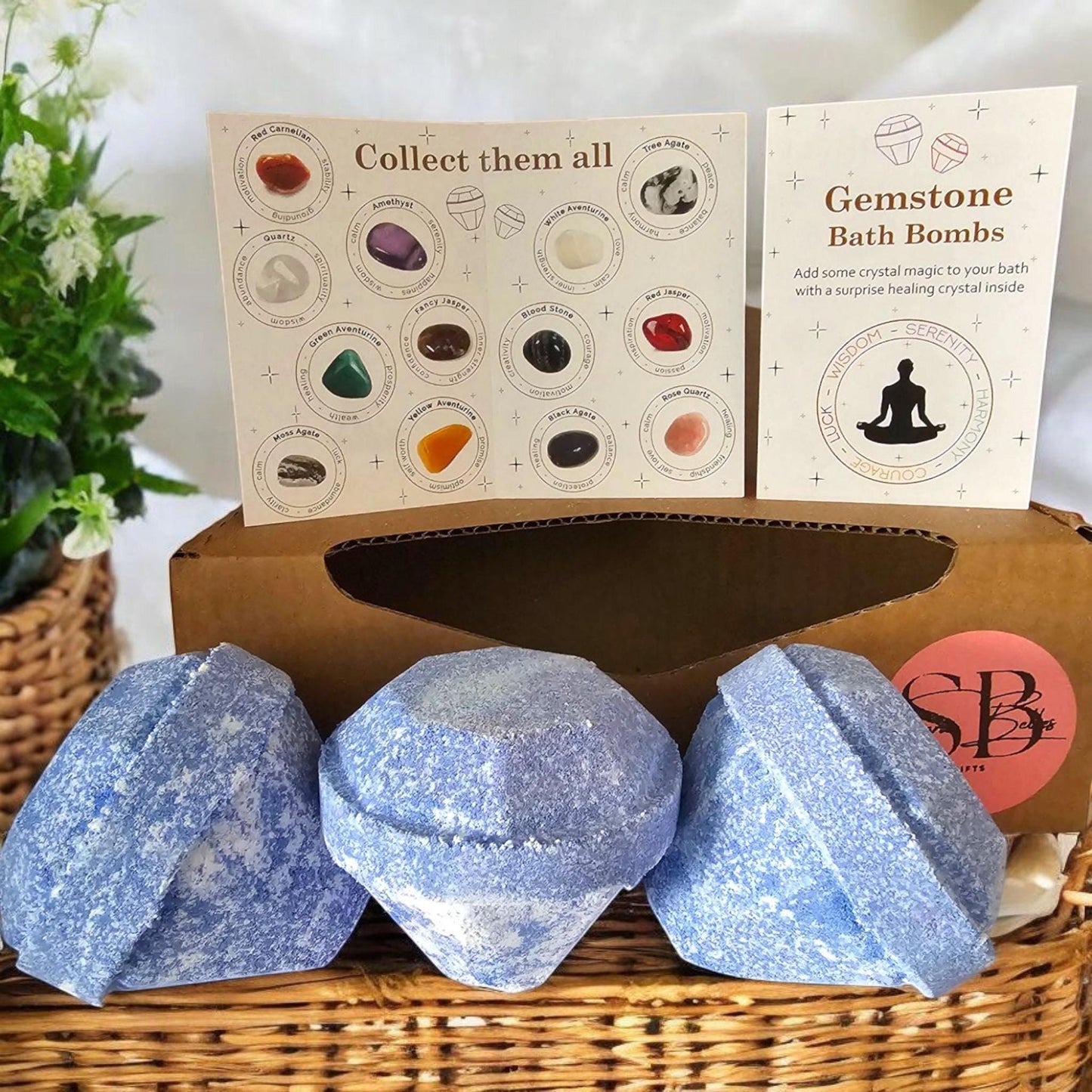 Mystery Crystal Gemstone Bath Bomb Gift Set, Luxury Bath Bombs with Hidden Gemstones Relaxing Bath Soak Ideal Gift for Her 3 or 4 Bath Bombs