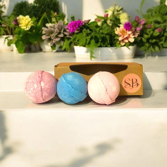 Sara Belles 3 Jumbo Bath Bomb Gift Set | Berries and Cherries Collection | Vegan Friendly | Cruelty Free |