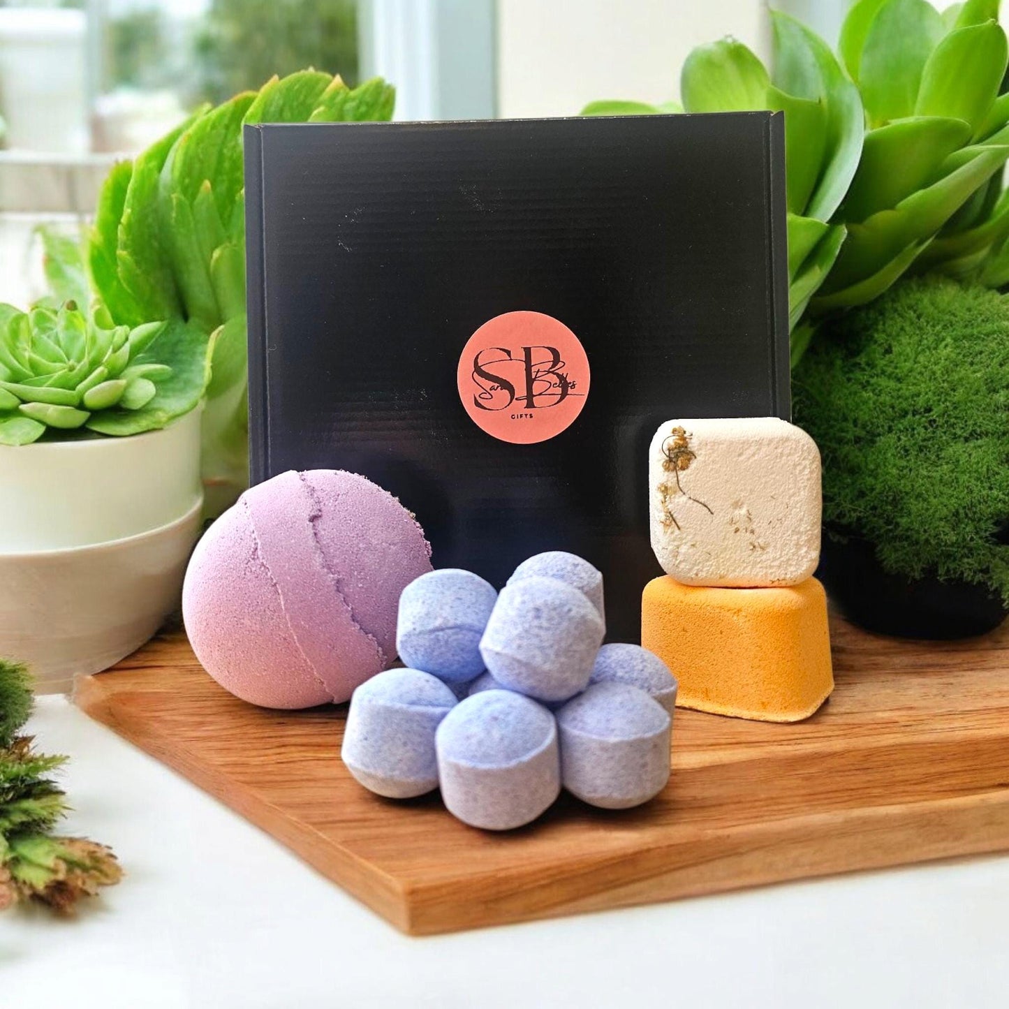 Bath Bomb Gift Sets – Jumbo 180g Bath Bomb | Mini Bath Bombs | 2 Shower Steamers | Handmade UK | Vegan | Natural | Cruelty-Free |