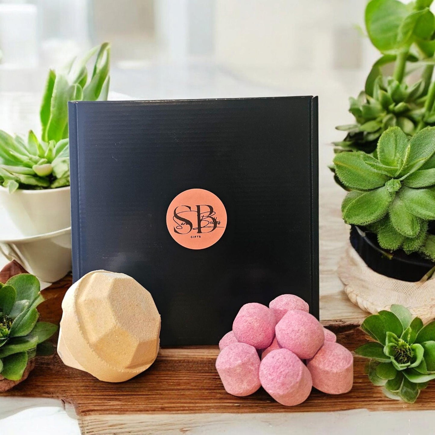 Mystery Crystal Gemstone Bath Bomb And Chill Pills Gift Set |10 Scent Options | Vegan | Handmade |Self-Care Pamper Box